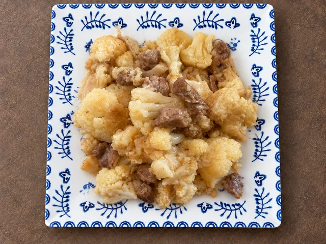 COLIFLOR SALTEADA CON JAMÓN IBÉRICO